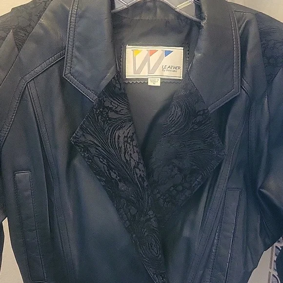 Vintage Genuine Leather Jacket - Picture 3 of 7